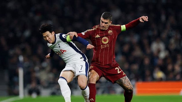 Tottenham hòa 2-2 Roma.